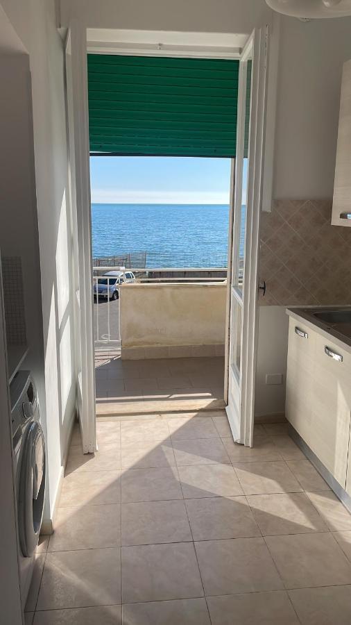 B&B Mare Colombo Salerno Bagian luar foto