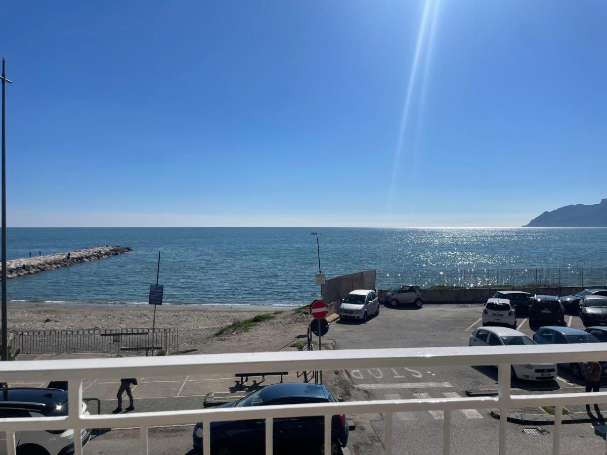 B&B Mare Colombo Salerno Bagian luar foto
