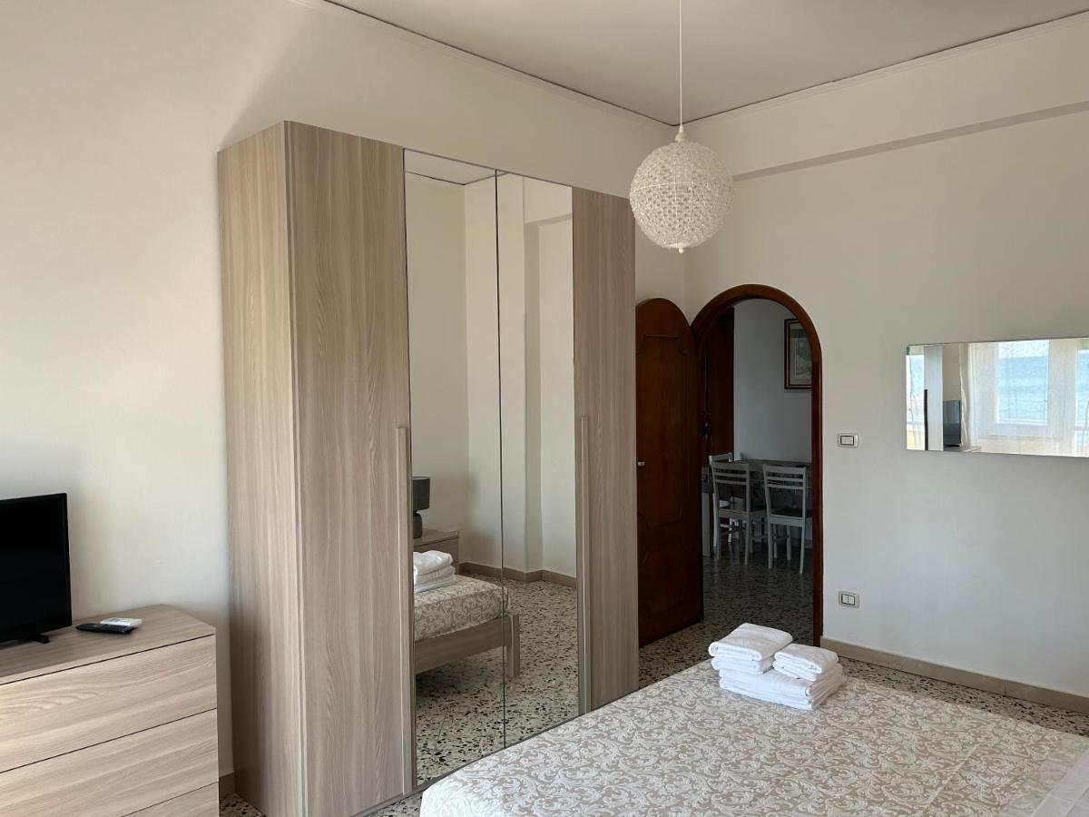 B&B Mare Colombo Salerno Bagian luar foto